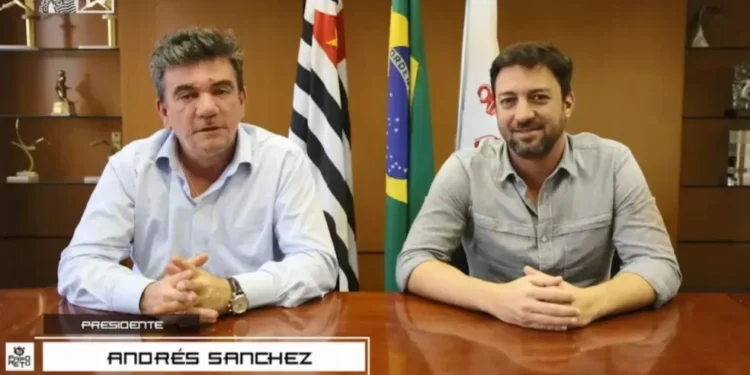 Andrés Sanchez, presidente do Corinthians, e Duílio Monteiro Alves, diretor de futebol — Foto: Reprodução