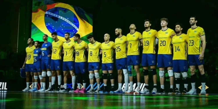 1 de 7
Seleção Masculina de Vôlei no hino nacional • Foto: Divulgação/ Volleyball Nations League