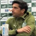 Frustrado, Abel “abandona” coletiva após derrota do Palmeiras em clássico