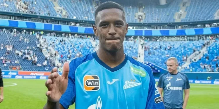 Bahia tenta contratar zagueiro brasileiro do Zenit, mas esbarra em concorrência da Europa