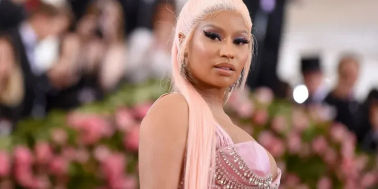 Nicki Minaj alega que Jay-Z lhe deve milhões; veja quanto