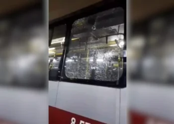 Dados mostram um número de 11 ônibus atacados nos últimos 24 dias • Reprodução/Diário dos Transportes