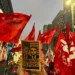 Ato de movimentos de esquerda reúne 15,1 mil pessoas na Paulista, diz USP