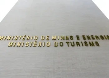 Fachada do Ministério de Minas e Energia e do Ministério do Turismo, em Brasília • Marcelo Camargo/Agência Brasil