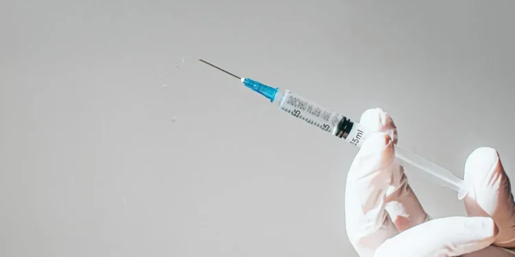 OMS recomenda injeção semestral para prevenção do HIV