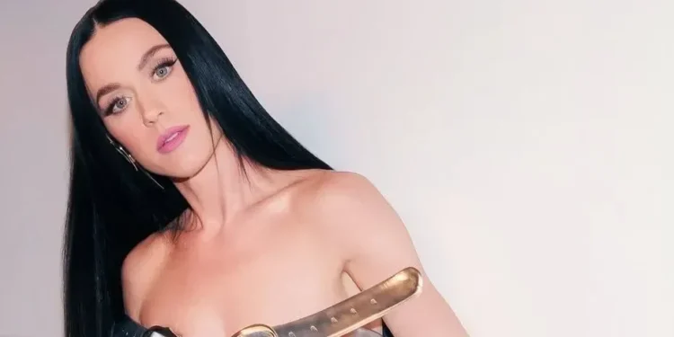 Solteira, Katy Perry é vista jantando com Justin Trudeau, diz site