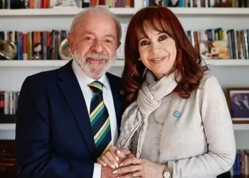 Presidente Lula se encontra com ex-presidente da Argentina Cristina Kirchner • Ricardo Stuckert