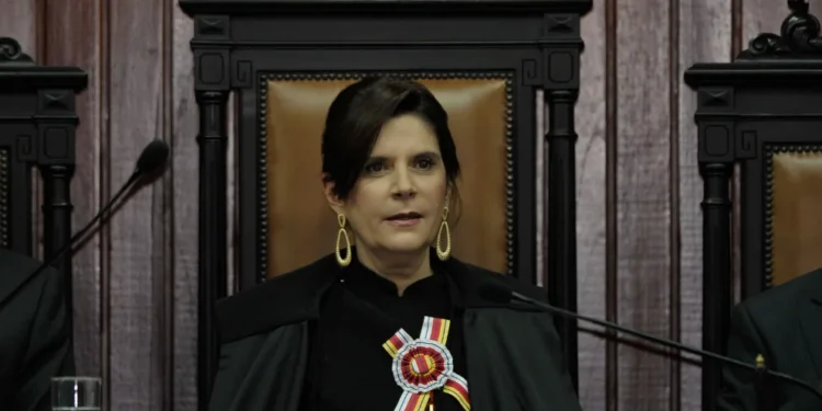 STM apoia carta de Barroso criticando tarifas: “Brasil precisa de paz”