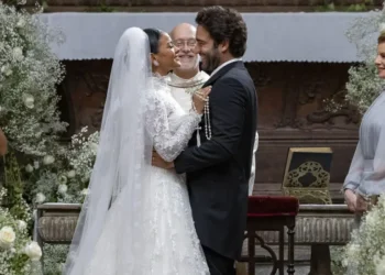 Maria de Fátima (Bella Campos) se casa com Afonso Roitman (Humberto Carrão) • Globo/ Manoella Mello