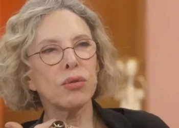 Marília Gabriela fala sobre curtir o tempo livre após aposentadoria • Reprodução/Globoplay