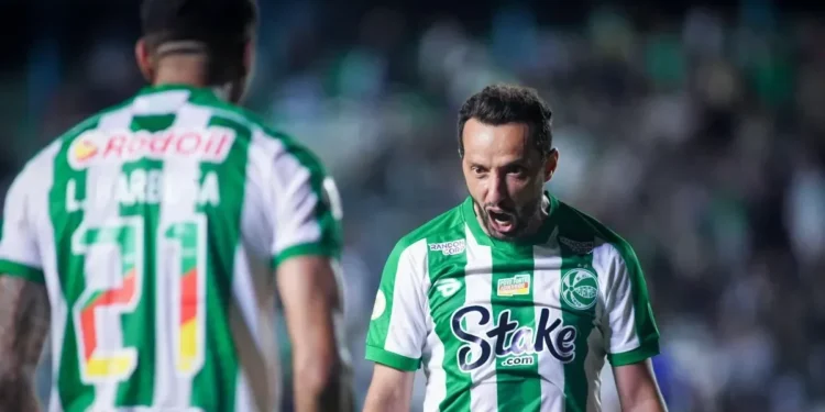 Time inteiro pode assinar pré-contrato e pode deixar o Juventude “de graça”