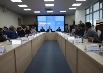 Reunião da bancada federal tocantinense no Ministério dos Transportes (Foto: Divulgação/Ascom)