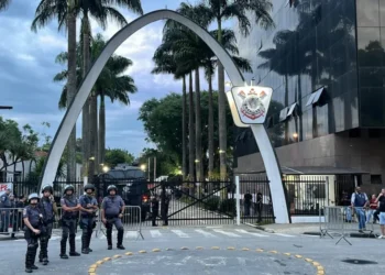 O caso envolvendo a patrocinadora desestabilizou a política do clube, e culminou na abertura do pedido impeachment de Augusto Melo, presidente do Corinthians • Raul Moura/CNN