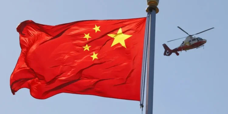 Tarifaço: China diz querer “trabalhar com o Brasil” para defender equidade