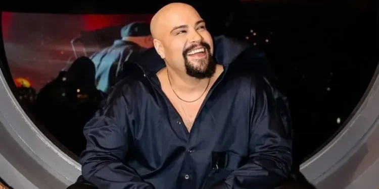 Tiago Abravanel anuncia novo show, “Juntinho”