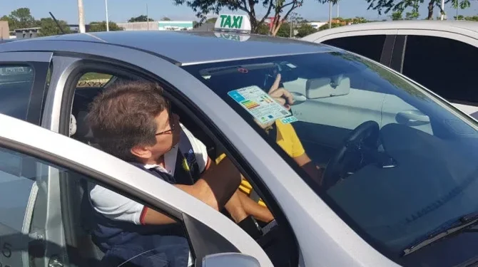 Equipe técnica da Metrologia Estadual verifica também o estado geral dos veículos