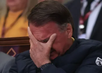 O ex-presidente Jair Bolsonaro (PL) durante um culto na Igreja Catedral da Benção, em Taguatinga (DF)  • WILTON JUNIOR/ESTADÃO CONTEÚDO