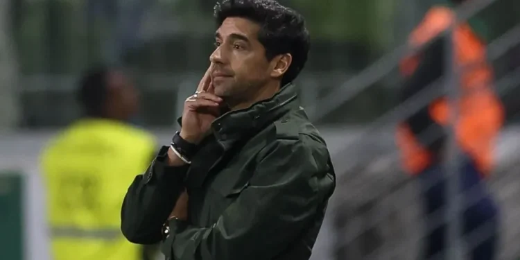 Abel Ferreira durante Palmeiras x Grêmio Brasileirão  • Cesar Greco/Palmeiras/by Canon