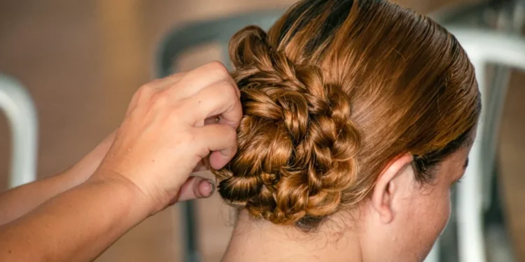 Curso de tranças e penteados da Inclusão Produtiva  da Setas - Foto: Carlessandro Souza / Governo do Tocantins