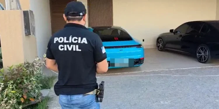 Durante as diligências foram apreendidos cinco veículos de luxo - Foto: Divulgação SSP/TO