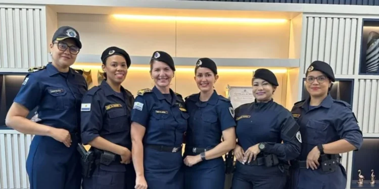 Equipe da Patrulha Mulher Segura intensifica ações na Semana do Agosto Lilás