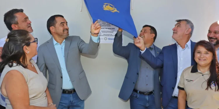 Com investimento de R$ 2,45 milhões, governador Wanderlei Barbosa entrega reforma de escola no Taquari;