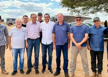 Governador Wanderlei Barbosa anuncia autorização de ordem de serviço para a pavimentação de 14 km da TO-110, na região da Garganta, divisa com a Bahia