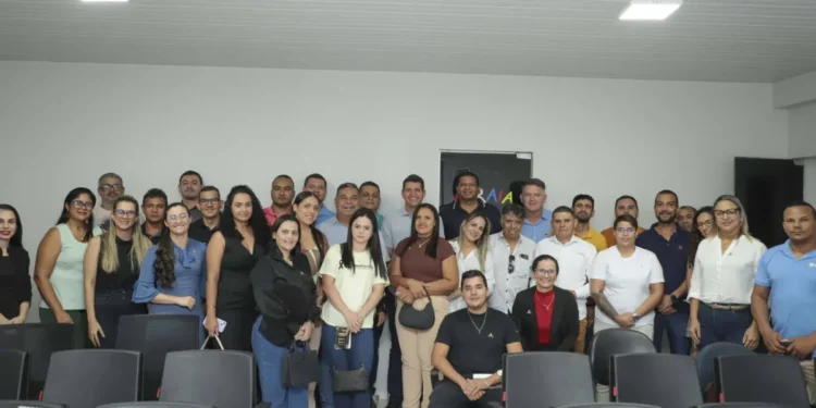 O encontro possibilitou a troca de experiências entre os gestores, que puderam relatar demandas específicas de seus municípios - Créditos: Félix Carneiro/Governo do Tocantins