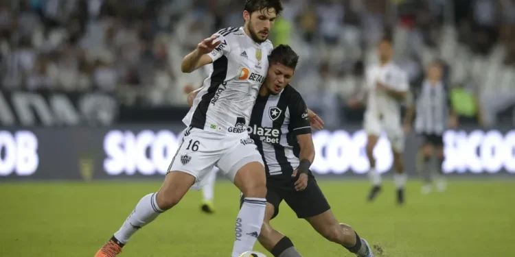 São Paulo negocia contratação do zagueiro Igor Rabello, do Atlético-MG