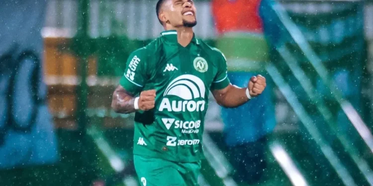 Maílton está próximo de ser anunciado pelo São Paulo • Divulgação/Márcio Cunha/Chapecoense