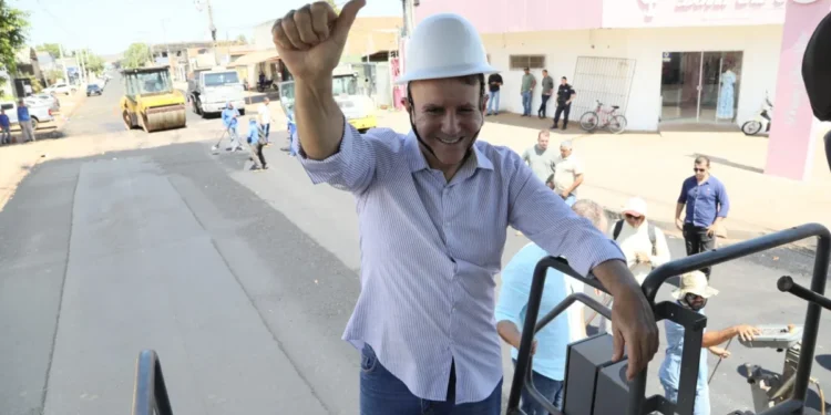Em tempo recorde, Prefeitura de Palmas finaliza recapeamento de avenida comercial de Taquaralto
