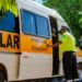 Vistoria de vans utilizadas no Transporte Escolar – Foto Regiane Rocha