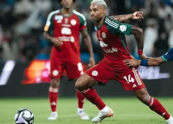 Vitinho fica próximo de ser anunciado pelo Corinthians • Divulgação/Victor Santos/Instagram