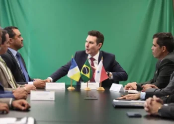 Comitiva do Tocantins pede liberação de 1.457 novas casas populares ao Ministério das Cidades