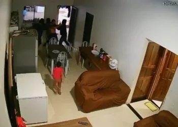 Assassinos fugiram logo após o crime; polícia investiga o crime  • Reprodução