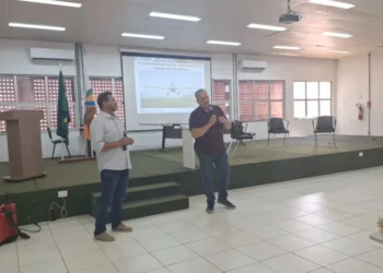 Gerente de inspeção da Adapec, Carlos César apresenta panorama do uso de agrotóxicos no Tocantins. Foto: Divulgação