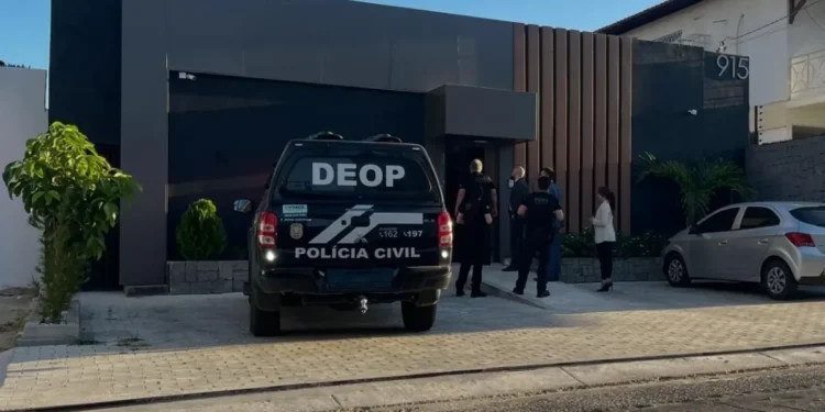 Advogados são investigados por dossiês falsos usados para pressionar juízes