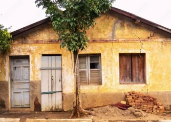 Miracema tem número grande de construções fechadas que prejudicam o desenvolvimento