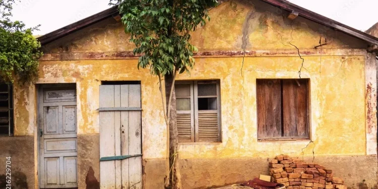 Miracema tem número grande de construções fechadas que prejudicam o desenvolvimento