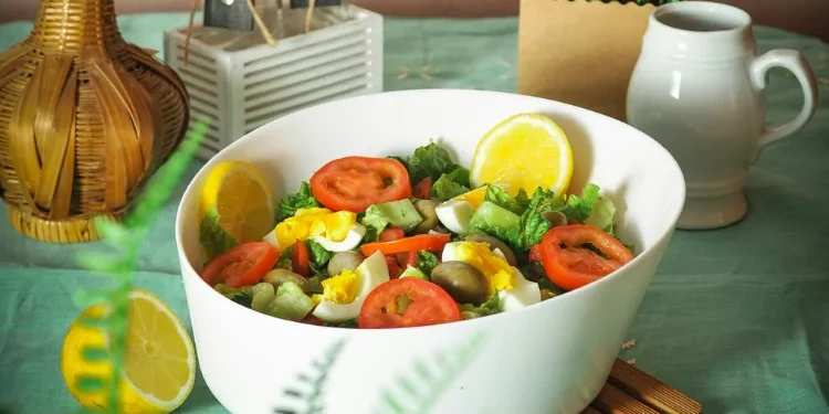 Dieta climatariana propõe escolhas alimentares sustentáveis para reduzir o impacto ambiental e ajudar no combate às mudanças climáticas. • Pexels