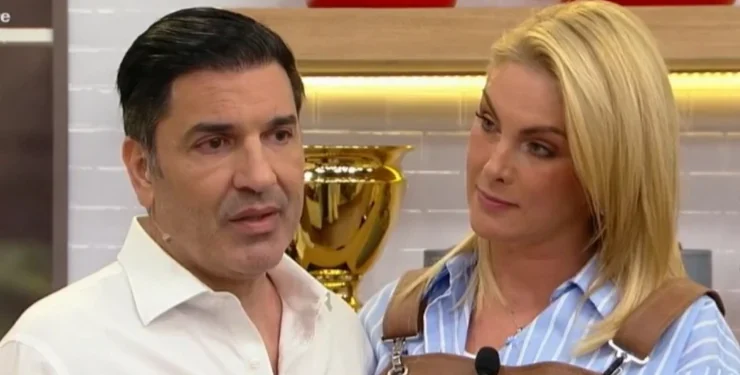 Edu Guedes e Ana Hickmann na volta do apresentador à TV  • Reprodução/ RedeTV