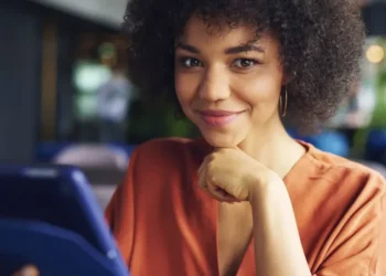 MEC está ofertando mais de 211 mil bolsas de estudo nesta edição  • Freepik