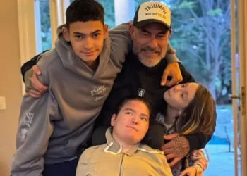 Henrique Fogaça exalta lado pai e ressalta importância do óleo da cannabis