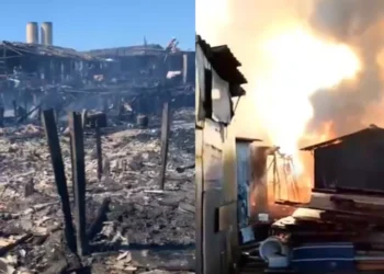 Cerca de 100 moradias foram atingidas, a maioria construídas sobre palafitas  • Reprodução/Defesa Civil de São Paulo