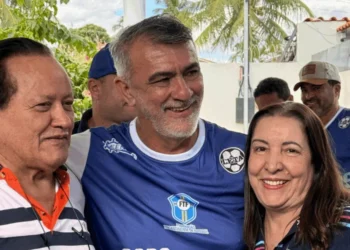 Deputado Amélio elogiou trabalho do prefeito de Taguatinga, Paulo Roberto, e da primeira-dama, Zeila Ribeiro. Créditos da imagem: Amanda Germiniani/Ascom Presidência