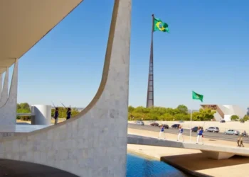 Apesar do fim do prazo nesta quarta-feira (6), a equipe econômica ainda aguarda aval do presidente Luiz Inácio Lula da Silva (PT) sobre o plano de contingência • Roberto Stuckert Filho/PR