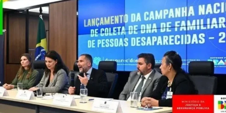 Cerimônia de lançamento reuniu autoridades do MJSP e representantes do Movimento Nacional de Familiares de Pessoas Desaparecidas, Comitê Internacional da Cruz Vermelha e Conselho Nacional de Dirigentes de Polícia Científica  • Isaac Amorim/MJSP