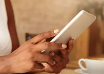 Após concluir o pagamento, candidatos devem aguardar a compensação bancária para que a inscrição seja confirmada • Freepik