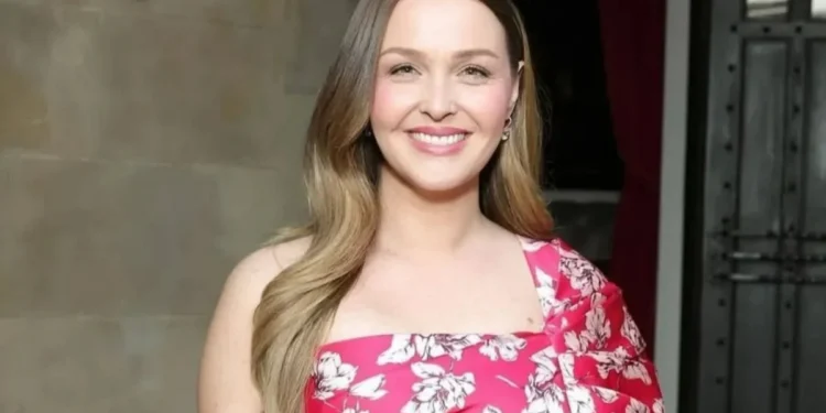 Camilla Luddington revelou diagnóstico de Tireoidite de Hashimoto nesta quarta (6)  • Instagram/Camilla Luddington