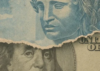 Nota de cem reais sobre nota de dez dólares • Ilustração gerada por inteligência artificial